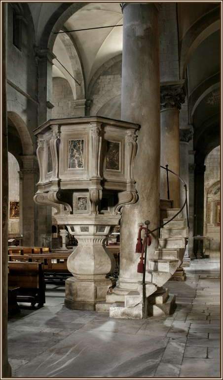 8 Lucca Italy
