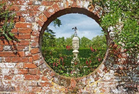 3 The Garden Wall